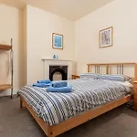 Abbey Terrace - Free Parking *