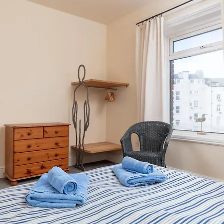Abbey Terrace - Free Parking *