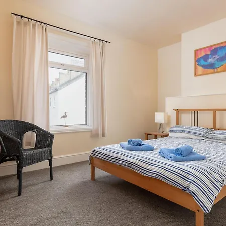 Abbey Terrace - Free Parking Apartment *