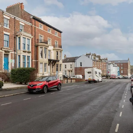 Abbey Terrace - Free Parking