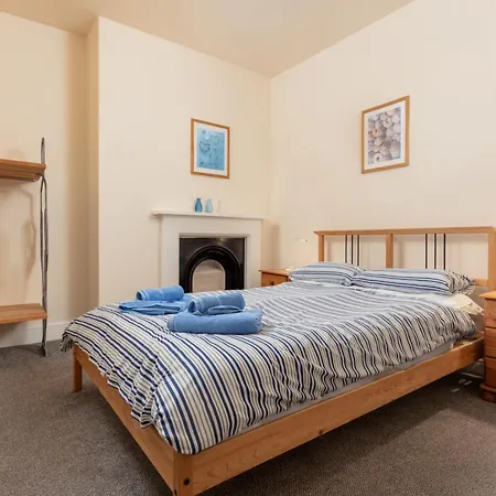 Abbey Terrace - Free Parking *